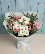 Букет цветов из:  Розы, Лизиантусы и Хризантемы в Гайны