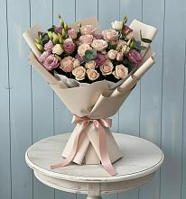 Букет цветов из:  Розы и Лизиантусы #REPLACE_PRED# Гайны