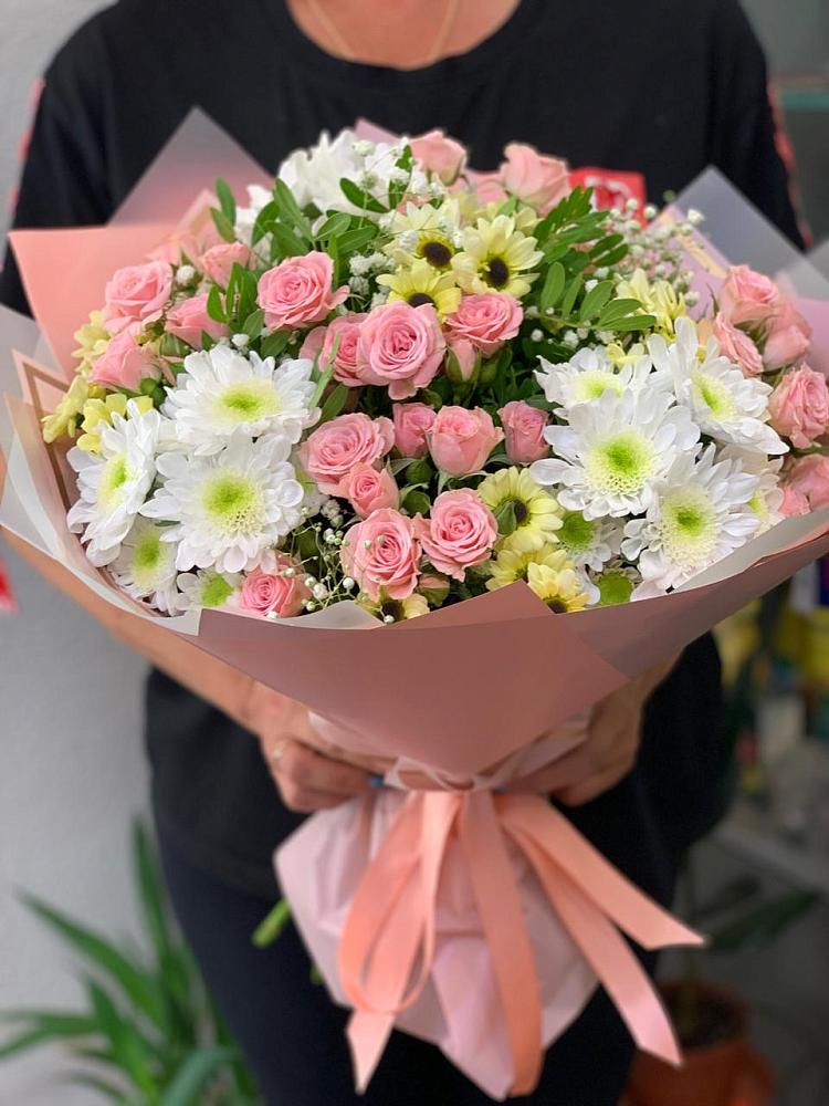 Букет цветов из: Розы и Хризантемы в Гайны