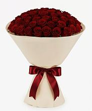 Букет 101 Бордовая роза Блэк Бакарра в Гайны
