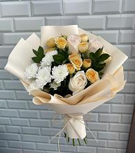 Букет цветов из:  Розы и Хризантемы в Гайны