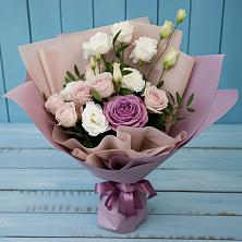 Букет цветов из:  Розы и Лизиантусы в Гайны