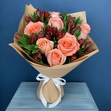 Букет цветов из:  Розы и Альстромерии #REPLACE_PRED# Гайны