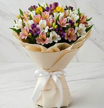 Букет цветов из:  Альстромерии в Гайны