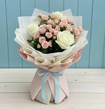Букет цветов из:  Розы в Гайны