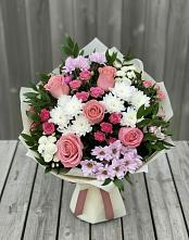 Букет цветов из:  Альстромерии, Гвоздики, Розы и Хризантемы в Гайны