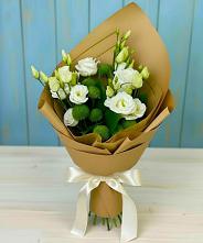 Букет цветов из:  Хризантемы и Лизиантусы #REPLACE_PRED# Гайны