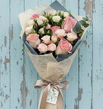 Букет цветов из:  Розы #REPLACE_PRED# Гайны