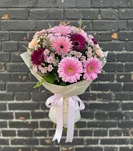 Букет цветов из:  Герберы и Хризантемы в Гайны