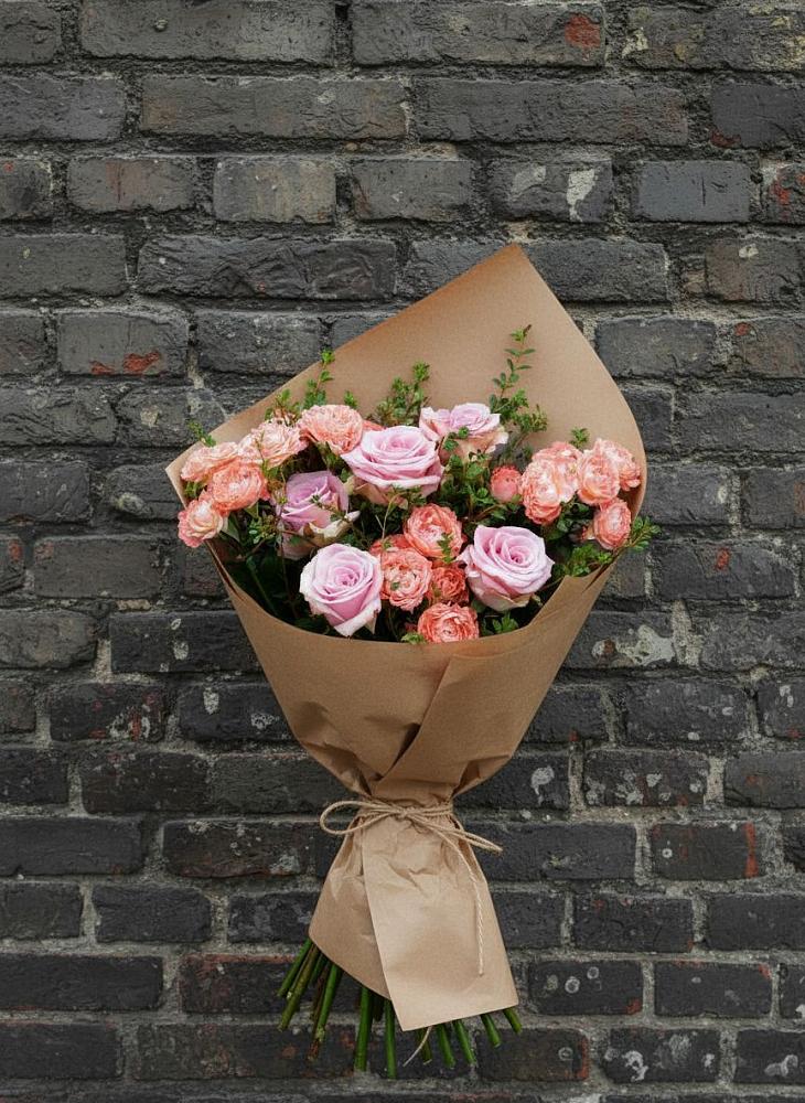 Букет цветов из: Розы в Гайны