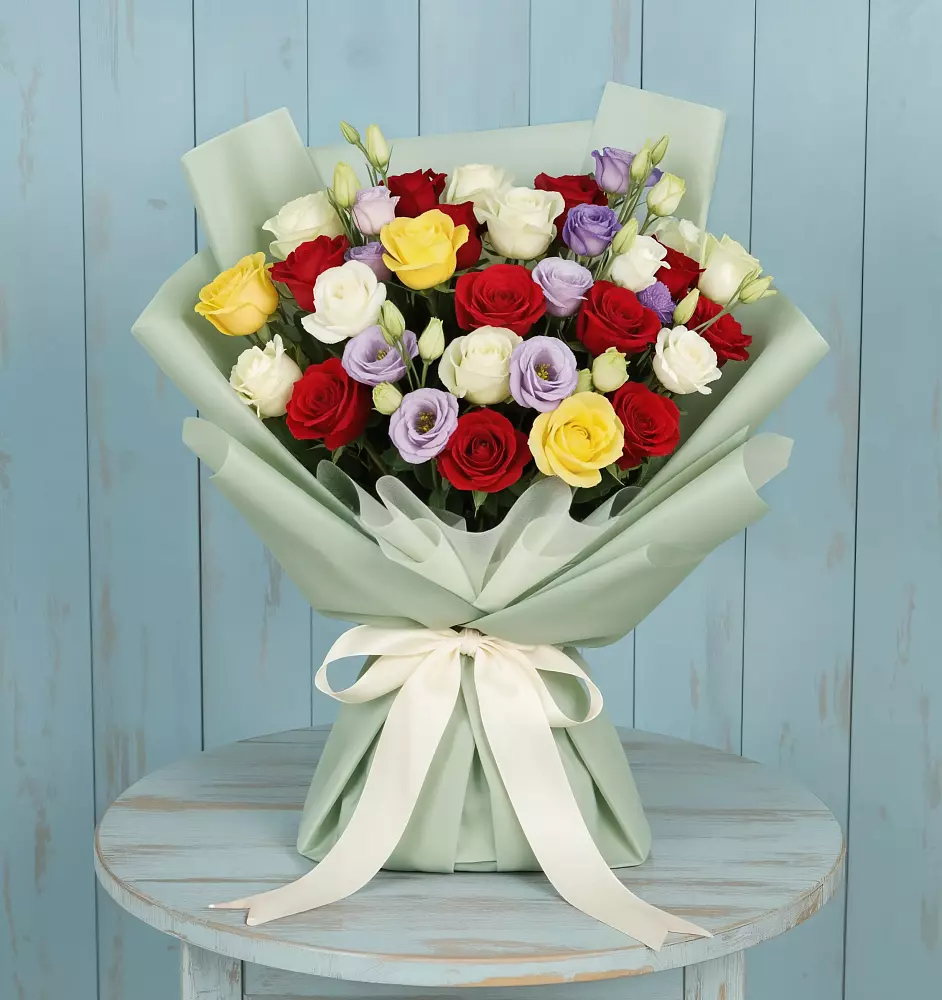 Букет цветов из: Розы в Гайны