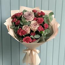 Букет цветов из:  Гвоздики и Розы в Гайны