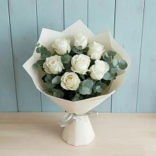 Букет Белые розы в Эвкалипте в Гайны
